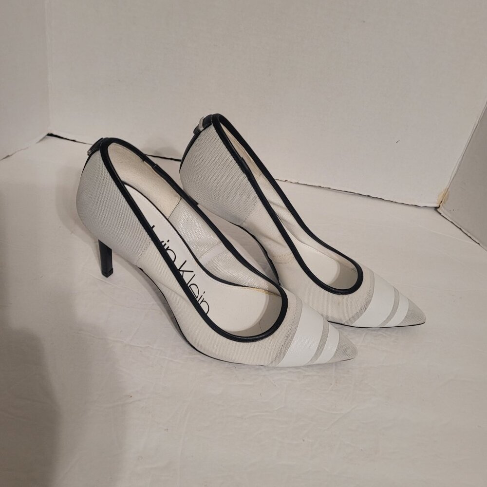 Calvin Klein Rimini Heel Pumps Stilettos Shoes White Black Trim Size 7